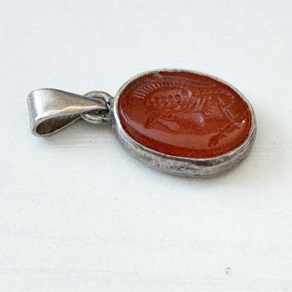 Greek Soldier Pendant Hand Carved Red Agate Sterling Silver 925 - Picture 5 of 10